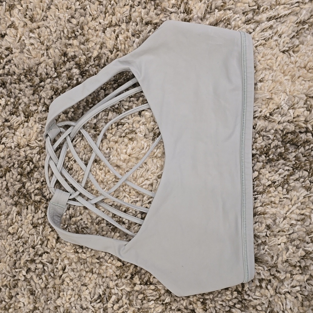 Lululemon Free to Be Baby Blue Bra 6